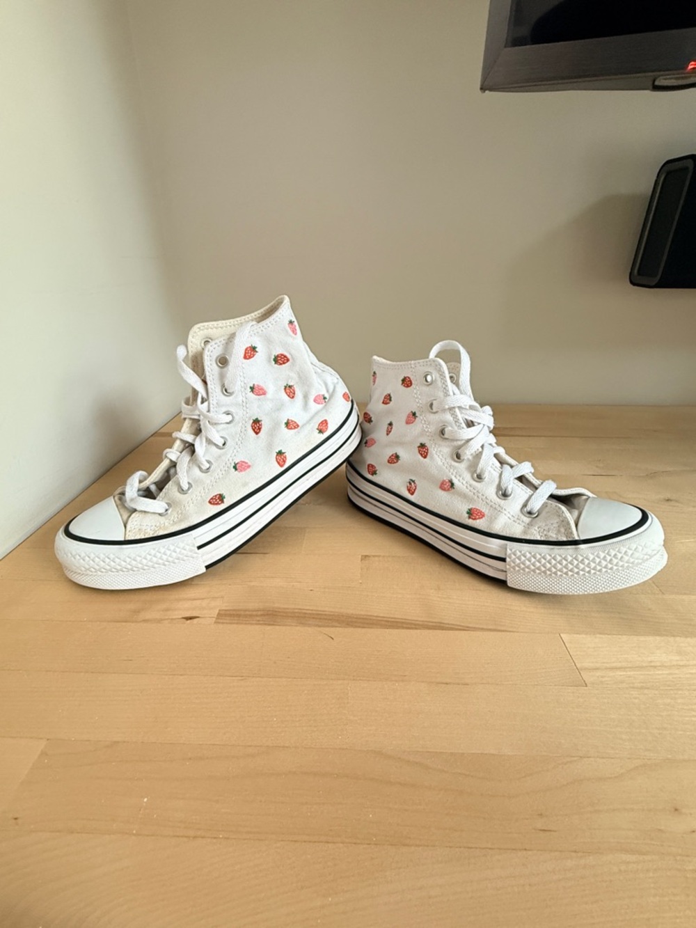 Converse White Canvas Hi Top Sneakers